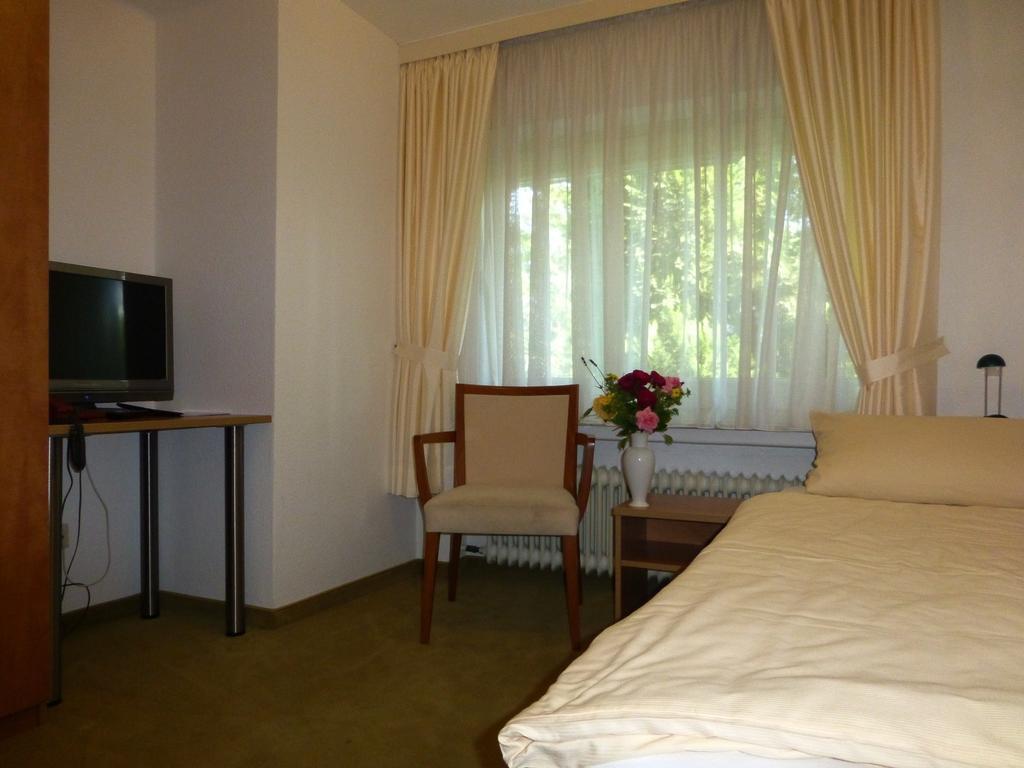 Hotel Villa Luise Бад Ротенфелде Екстериор снимка
